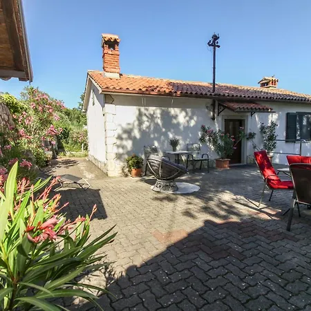 Roza In Sveti Bartol Labin (Istria)